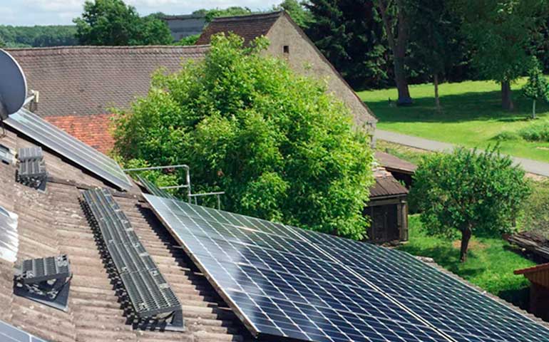 LG wychodzi z biznesu solarnego