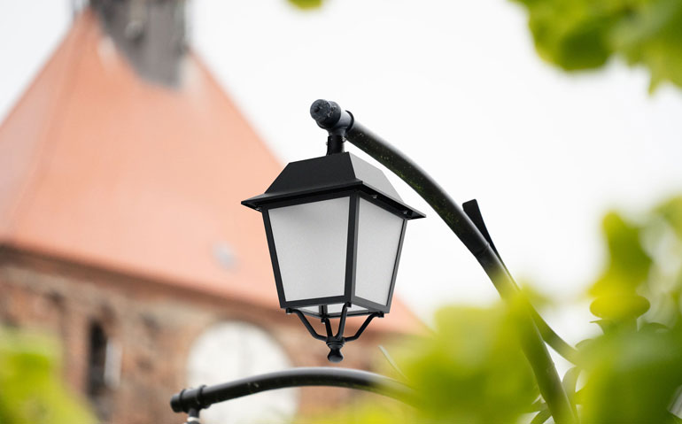 Oprawa miejsko-parkowa Constelia LED firmy Lena Lighting