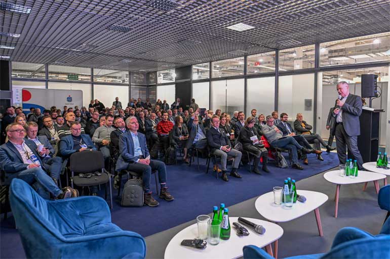 Konferencja na targach Solar Energy Expo