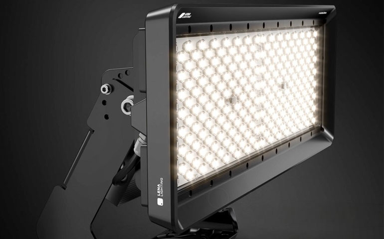 Naświetlacze wysokiej mocy do wymagających przestrzeni