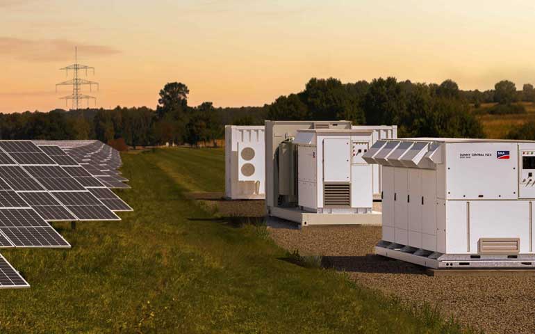 Rozwiązanie hybrydowe dla fotowoltaiki i magazynów energii firmy SMA Solar